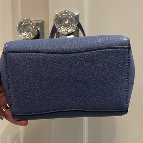 Tory Burch Blue McGraw Bucket Bag - Picture 5 of 6